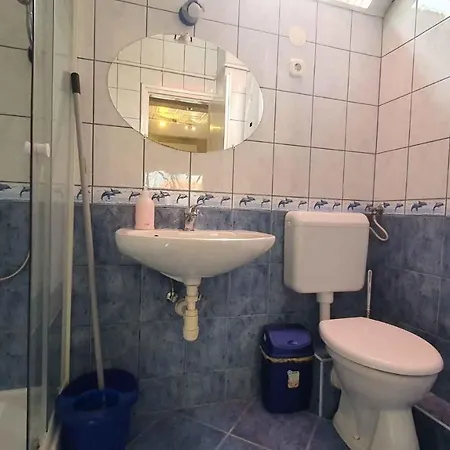 In Balatonlelle 43115 *