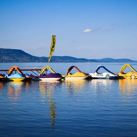 In Balatonlelle 43115 * Kishegy (Somogy)