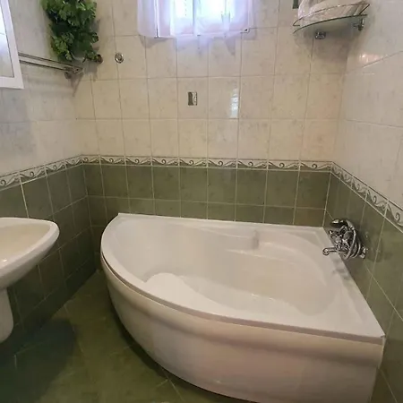 In Balatonlelle 43115 Apartament Kishegy (Somogy)