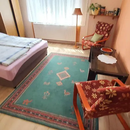 In Balatonlelle 43115 * Kishegy (Somogy)