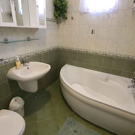 In Balatonlelle 43115