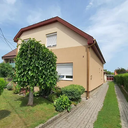 Apartament In Balatonlelle 43115