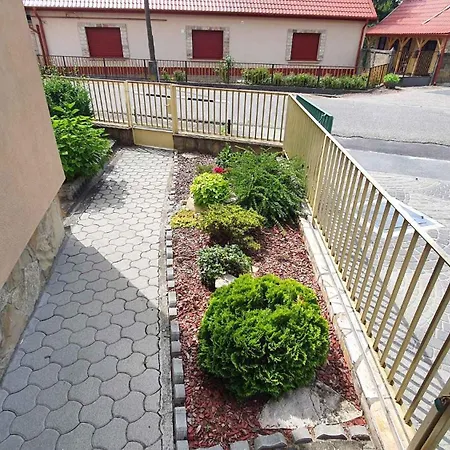 In Balatonlelle 43115 Appartement *